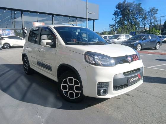 FIAT UNO 1.4 EVO SPORTING 8V FLEX 4P AUTOMATIZADO FIAT UNO 1.4 EVO SPORTING 8V FLEX 4P AUTOMATIZADO